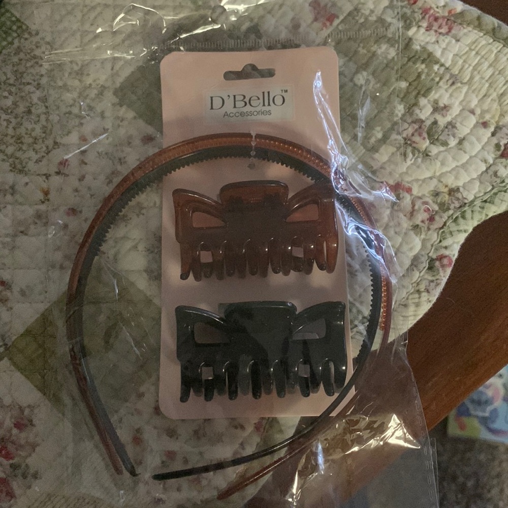 D’Bollo Hair Accessories-Hair Clips And Headbands NWT